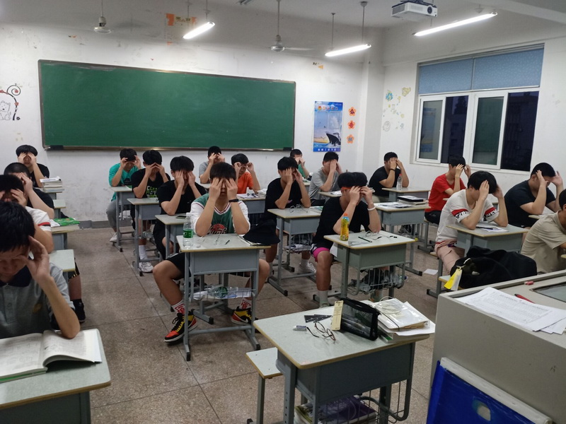 1591933715710048246.jpg DD2AA7C3B4E1FA3CBADB220D8A688D89.jpg