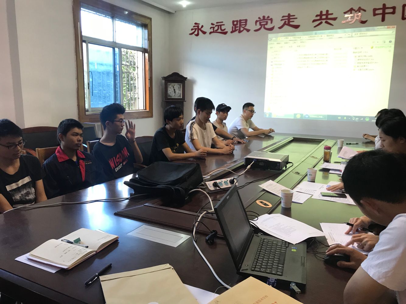 校领导朱雨兰一行到机械工程学院 开展扫黑除恶专项斗争工作督查