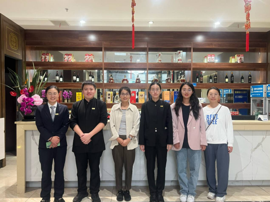 物流管理学院赴企业指导工学交替学生