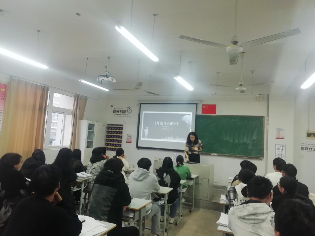 组织人事处党支部党员进班级 开展“书香润初心,奋进新征程”主题教育活动